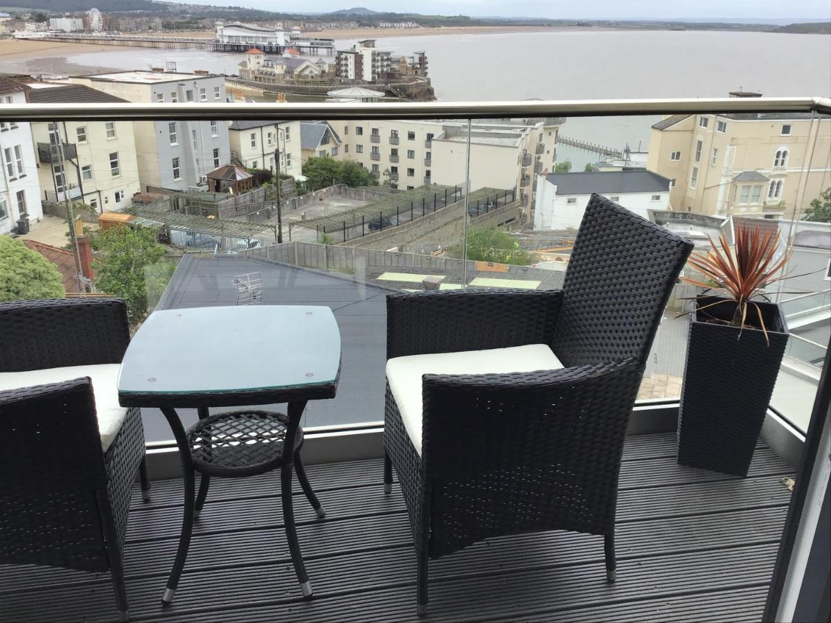 Modern Apartment With Stunning Sea View Weston-super-Mare Exterior photo